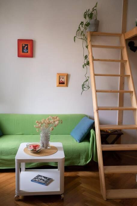 Lovely Loft Studio W Patio & Garden Appartement Opatija Buitenkant foto